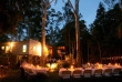 Australie - Jervis Bay - Paperbark Camp - Diner sous les étoiles © Mike Gebicki
