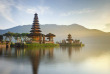 Indonésie - Bali - Le temple d'Ulun Danu © Honza Hruby - Shutterstock