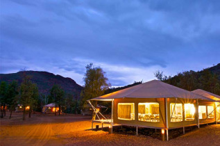 Australie - Flinders Ranges - Wilpena Pound Resort - Ikara Safari Tent